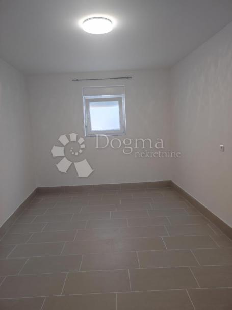 PRODAJA STANA - 54, 85 m2 - 125. 000 €