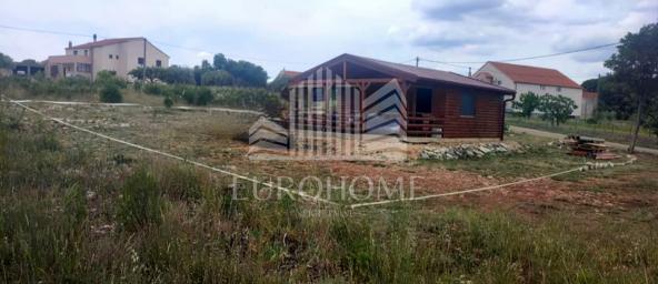 Land Pridraga, Novigrad, 734m2