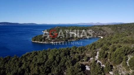 Sutivan, Brač, zemljište 12. 308 m2 uz more