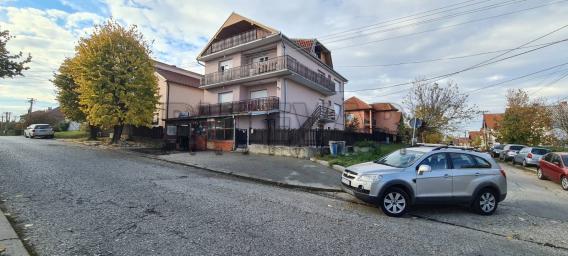 Kuća u Kragujevcu, naselje Bresnica – 118 m2 u osnovi, plac 403 m2