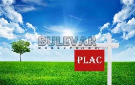 Plac, Ripanj, Voždovac-  izuzetan plac površine 4964 m2