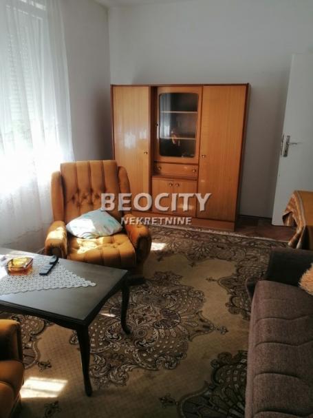 Voždovac, Medaković 2, , 3. 0, 90m2, 600EUR