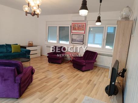 Sremski Karlovci, Fruška gora, , 3. 0, 119m2, 160000EUR