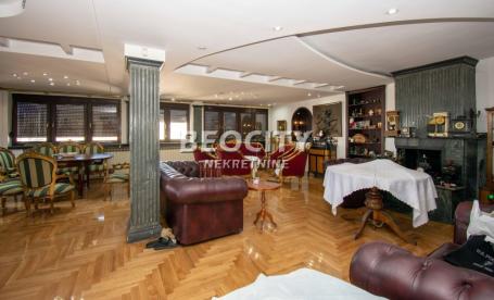 Stari grad, Centar, Obilićev venac , 2. 0, 300m2, 1050000EUR