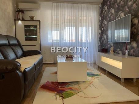 Novi Sad, Centar, Železnička, 2. 0, 47m2, 700EUR