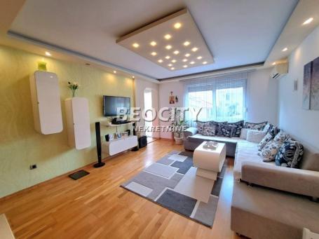 Novi Sad, Centar, , 3. 5, 66m2, 216000EUR 88m2