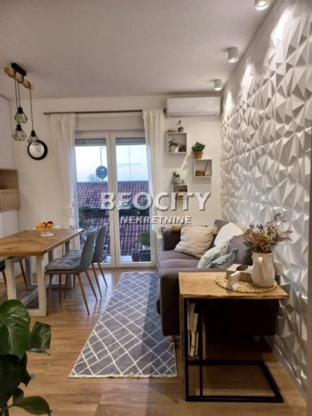 Novi Sad, Adice, Branka Ćopića, 1. 5, 37m2, 85000EUR 37m2+30m2 pomoćne prostorije