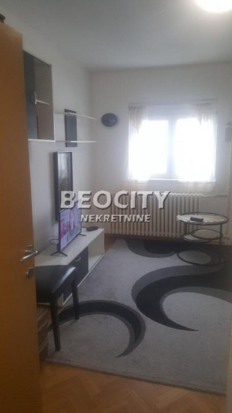 Savski venac, Palata pravde, Sarajevska, 2. 0, 43m2, 140000EUR