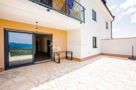 Kastav, novogradnja 84 m2 2s+db, terasa, pogled, prodaja