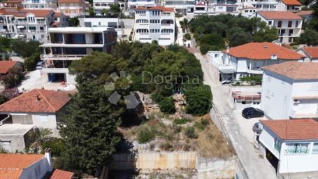 Land Tisno, 480m2