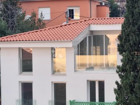 Flat Turnić, Rijeka, 100m2