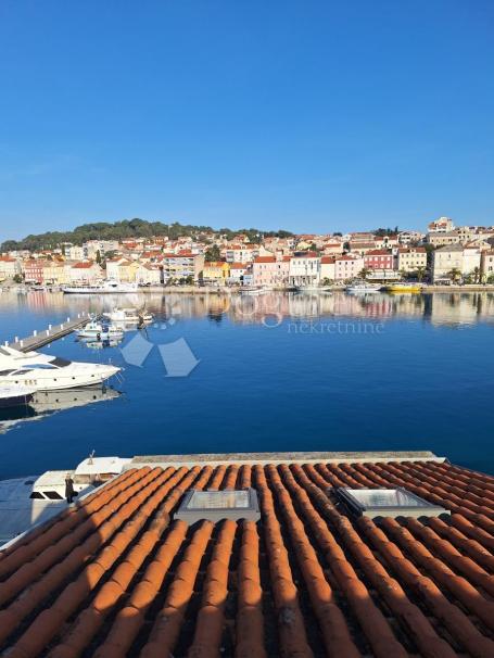 RIJETKOST NA TRŽIŠTU!! Mali Lošinj prvi red do mora