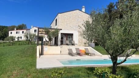 ISTRIA, VIŠNJAN - Luxury stone villa in a peaceful environment