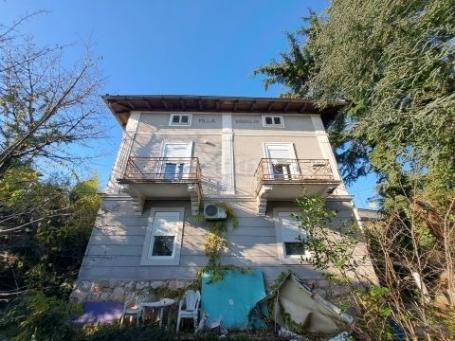 OPATIJA, LOVRAN - Villa for adaptation in an exclusive location