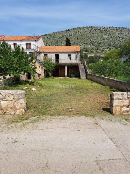 ŠIBENIK, BILICE – Haus zur Anpassung