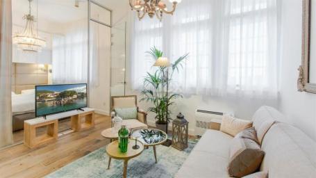 OPATIJA, CENTAR - 5 vrhunskih apartmana u srcu Opatije 