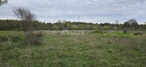 ISTRIA, MARČANA - Building land with permission to build a multi-storey house with a swimming pool