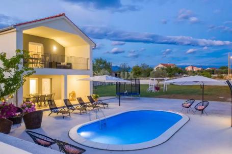 ZADAR, POLJICA BRIG - Beautiful villa with pool