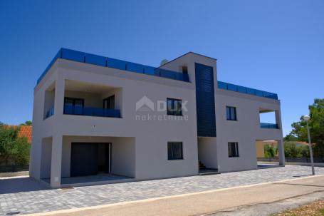 ZADAR, VIR - Exklusives Angebot: Penthouse auf Vir mit Meerblick! K3