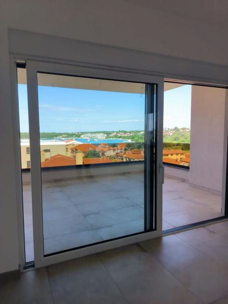 ISTRIA, BANJOLE Beautiful penthouse with sea view + garage!