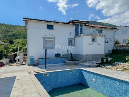 OPATIJA, BRSEČ - detached house with a swimming pool in an oasis of peace with a beautiful view of t