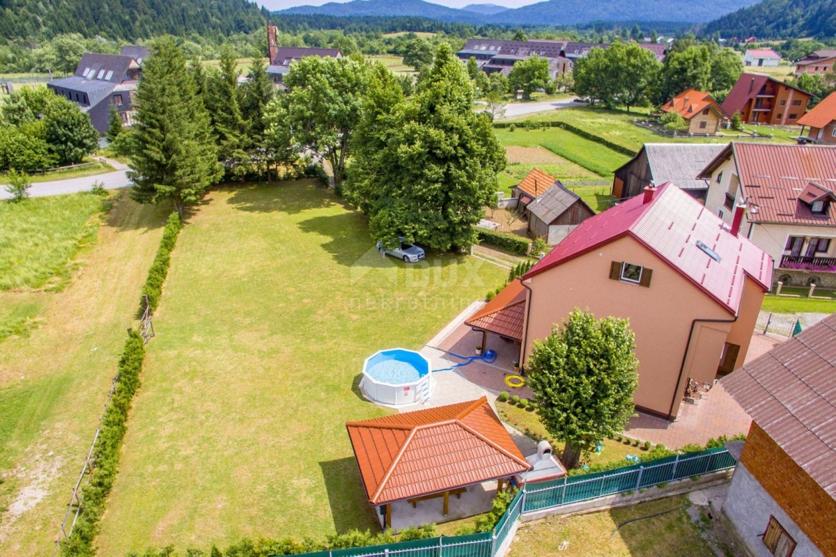 VRBOVSKO (surroundings) - Holiday house with two building plots