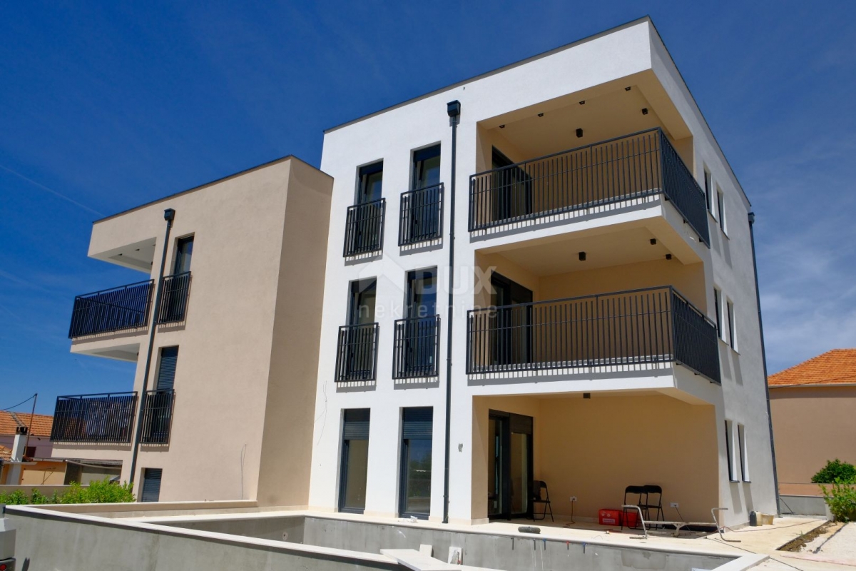 ZADAR, BIBINJE - Komplett möbliertes exklusives Apartment mit Meerblick. Neubau! A3-S4