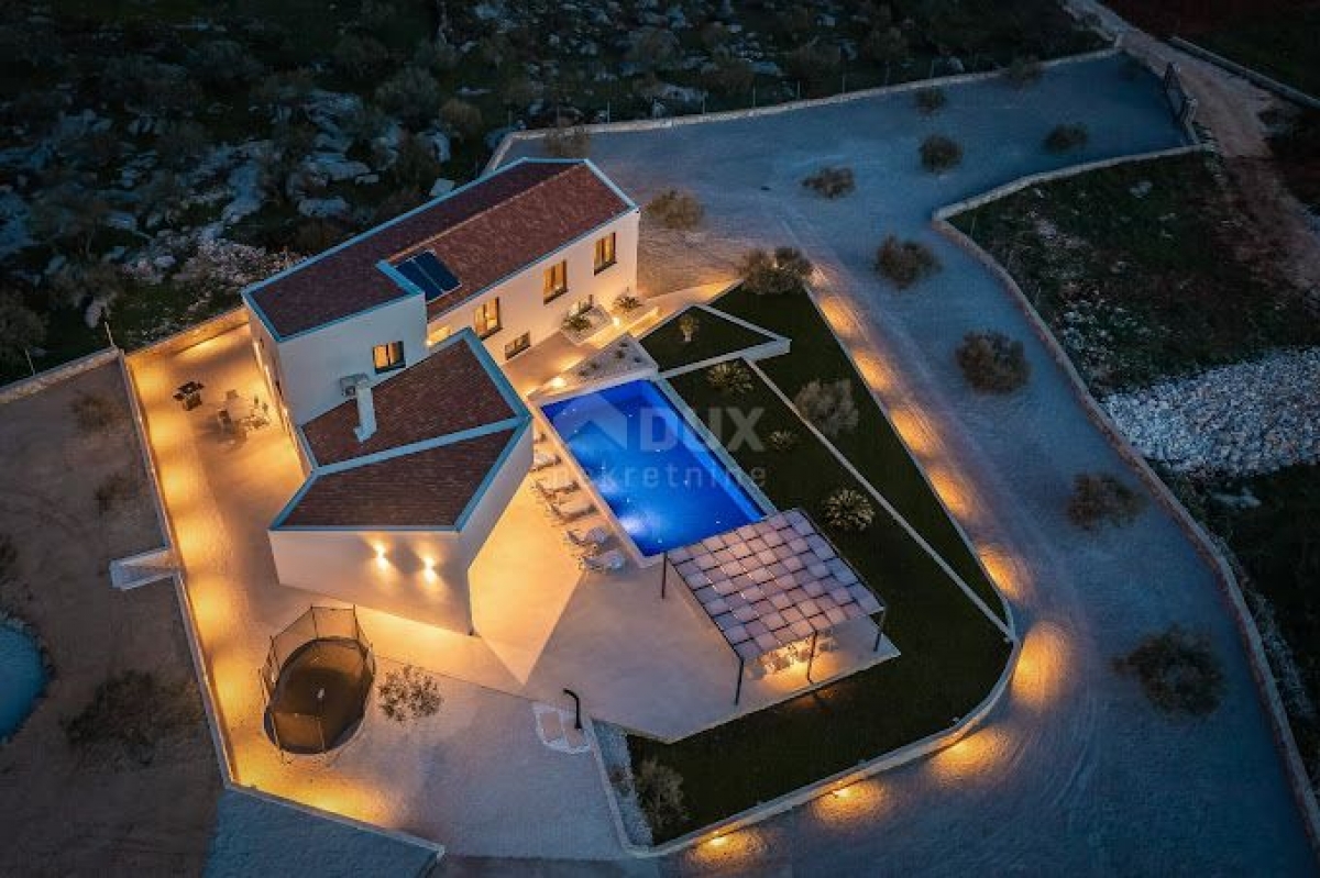 DALMATIA, TROGIR Luxury villa with pool