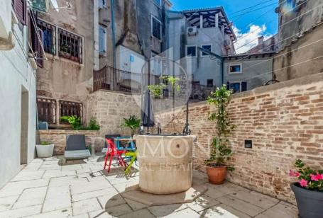 Rovinj, Top-Immobilie mit Terrasse in der Altstadt