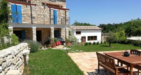 Labin, Istrian stone house in a quiet location