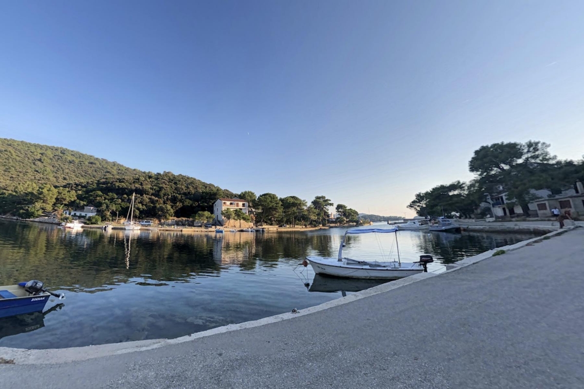 Lastovo, Pasadur, građevinsko zemljište površine 726 m2