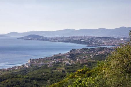 Podstrana, Gornja Podstrana, građevinsko zemljište s prekrasnim pogledom na more