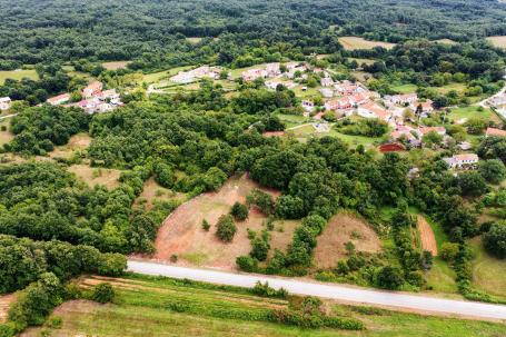 Barban, Rojnići - prekrasno pravokutno građevinsko zemljište 861 m2 