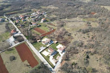 Muntrilj, građevinsko zemljište od 3100 m2