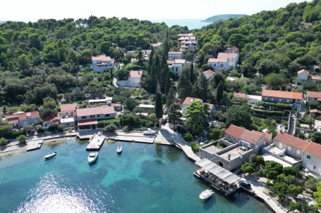 Dubrovnik - okolica, kuća 80 m od mora