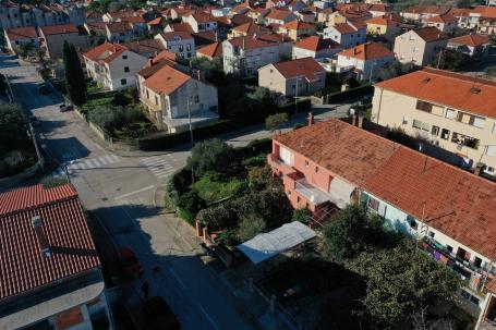 Zadar, Petrići, kuća u nizu na odličnoj lokaciji