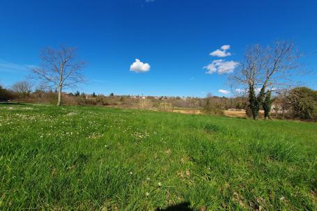 Istra, Tinjan, građevinsko zemljište blizu centra