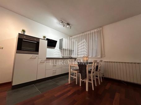 Flat Maksimir, 28,23m2