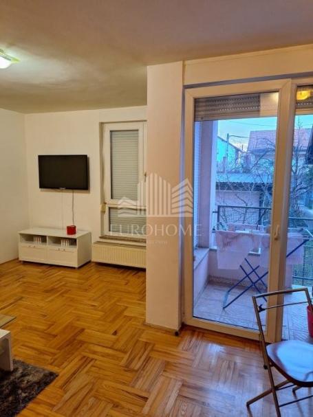 Flat Gajnice, Podsused - Vrapče, 85m2