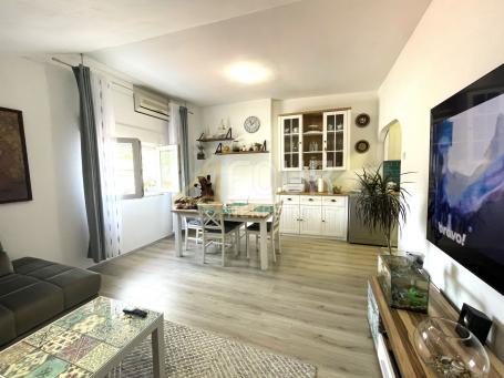 Rijeka, Centar, 44. 90m2, novoadaptiran stan 