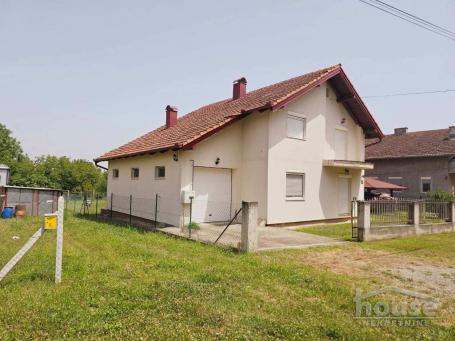 Kuća PETROVARADIN, PETROVARADIN, kv: 225, € 245000, ID: 3046268