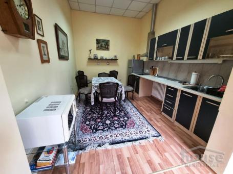 Izdavanje NOVI SAD, CENTAR, kv: 42, € 400, ID: 9116403