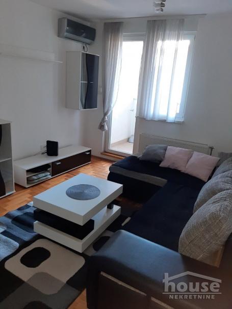 Izdavanje NOVI SAD, SOMBORSKI BULEVAR, kv: 50, € 500, ID: 9116462