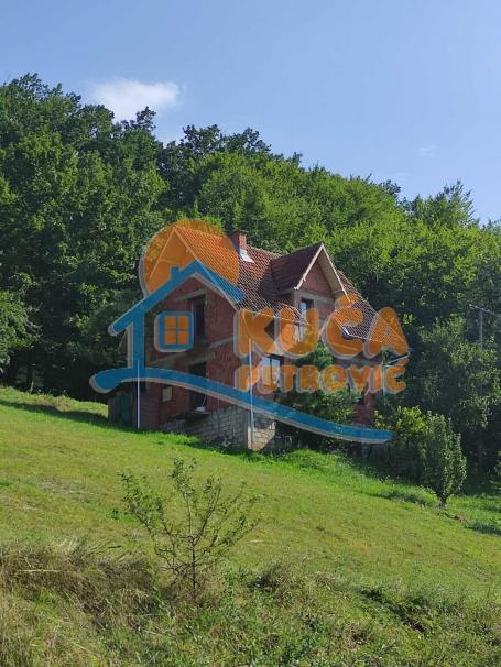 Kuća 157m2, plac 18, 34a,  selo Tulare, opština Medveđa