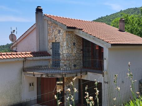 Matulji okolica, obiteljska kuća s panoramskim pogledom Kvarnera