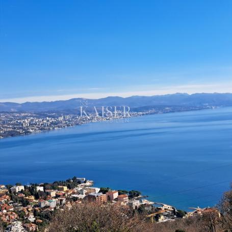 Opatija, okolica 1000 m2 građevnog zemljišta s otvorenim pogledom na Kvarner