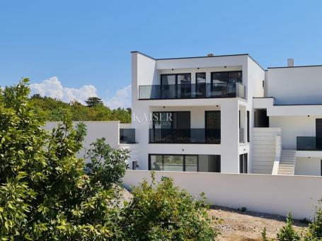 Crikvenica – luxuriöse Zweizimmerwohnung mit Panoramablick