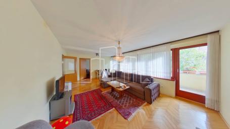 Apartment mit 4 Schlafzimmern Zentrum