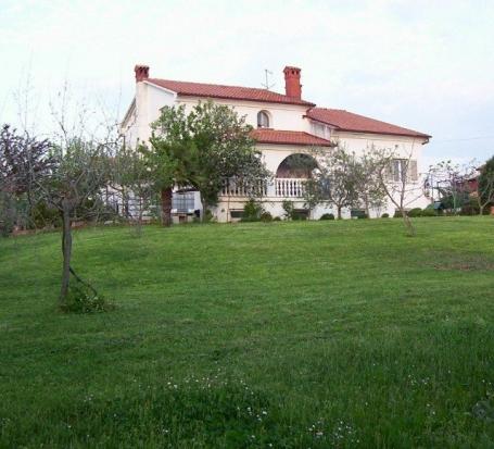 Big house with a beautiful large land