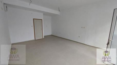 Sombor, Lokal, 28 m2, Blizu centra